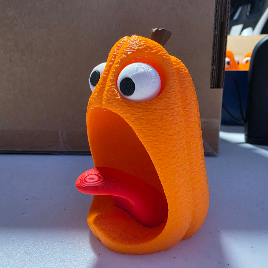 Screaming pumpkin
